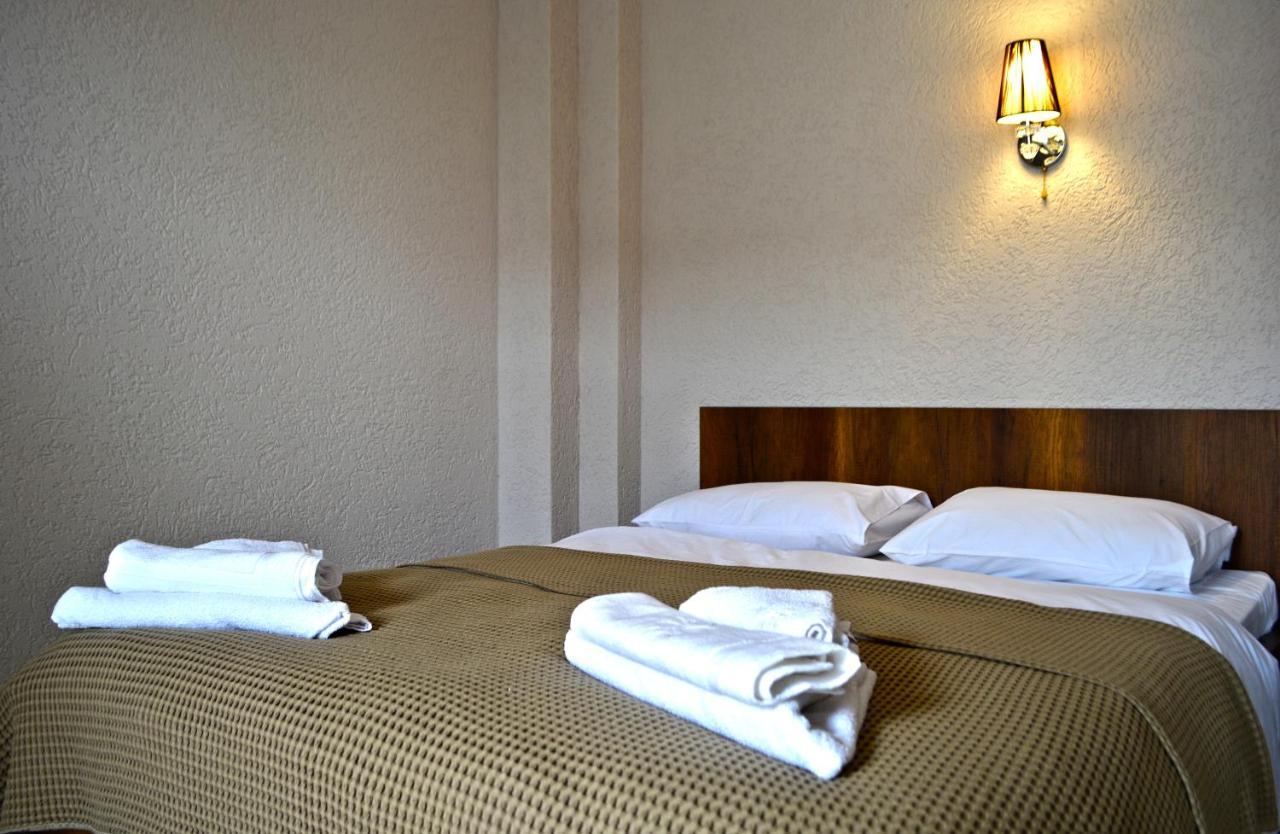 G&G Hotel Tbilisi ภายนอก รูปภาพ