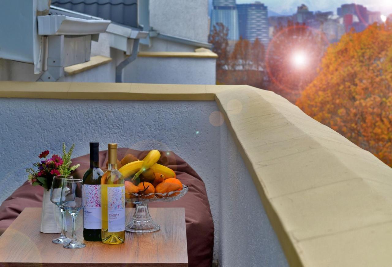G&G Hotel Tbilisi ภายนอก รูปภาพ