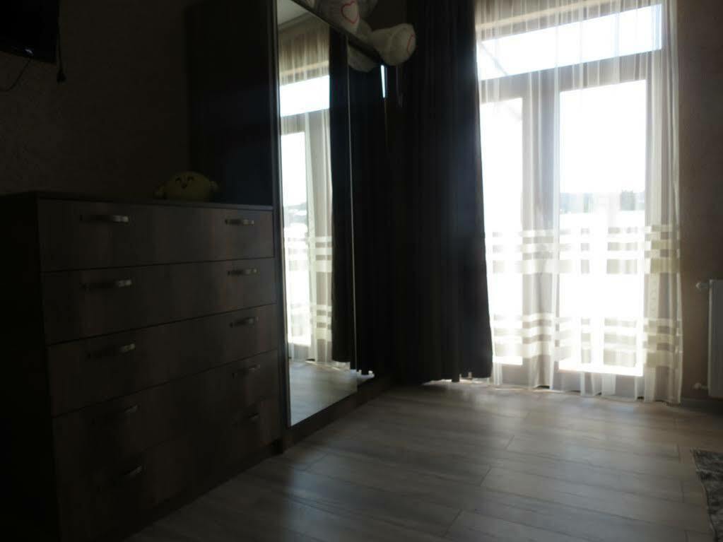 G&G Hotel Tbilisi ภายนอก รูปภาพ