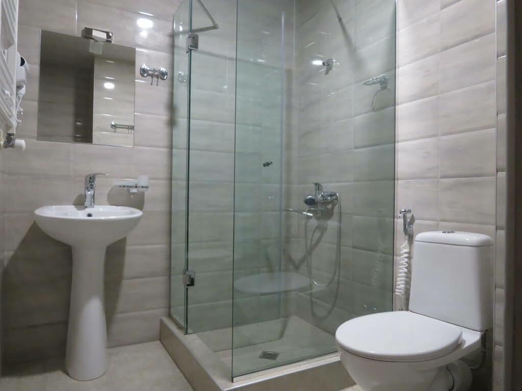 G&G Hotel Tbilisi ภายนอก รูปภาพ